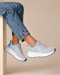 SKECHERS RELAXED FIT