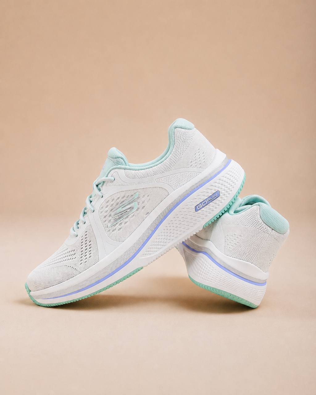 SKECHERS GO RUN