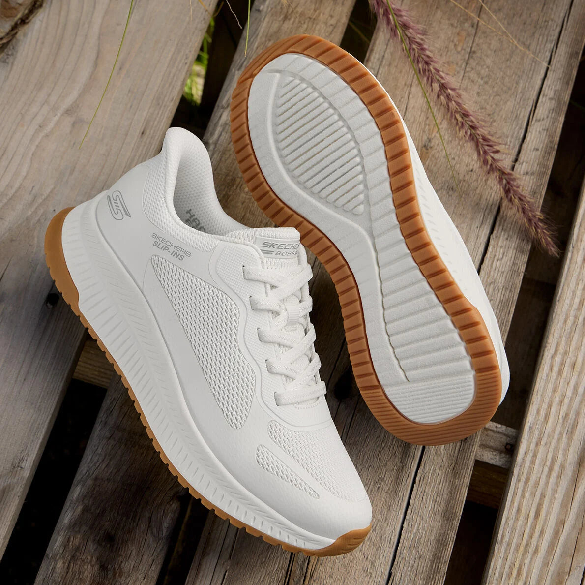 Skechers Slip-ins: BOBS Squad 4 - Staple Look