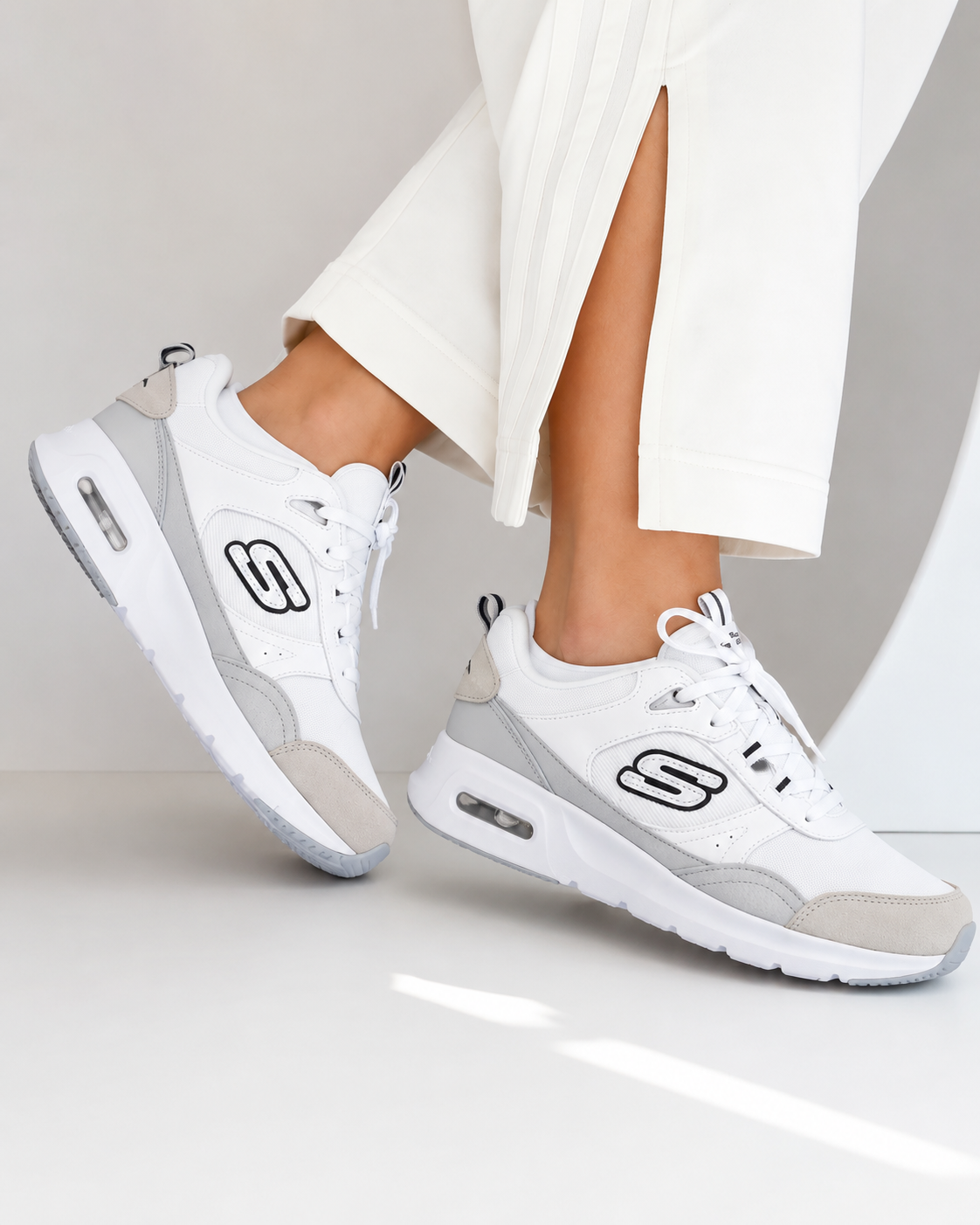 SKECHERS MEMORY FOAM