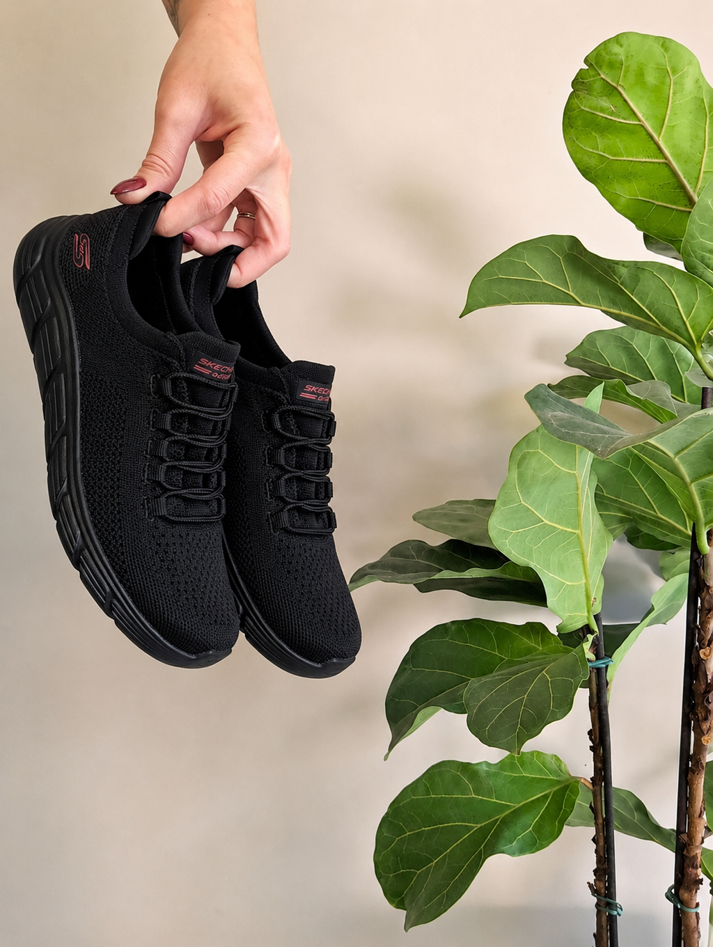 SKECHERS MEMORY FOAM