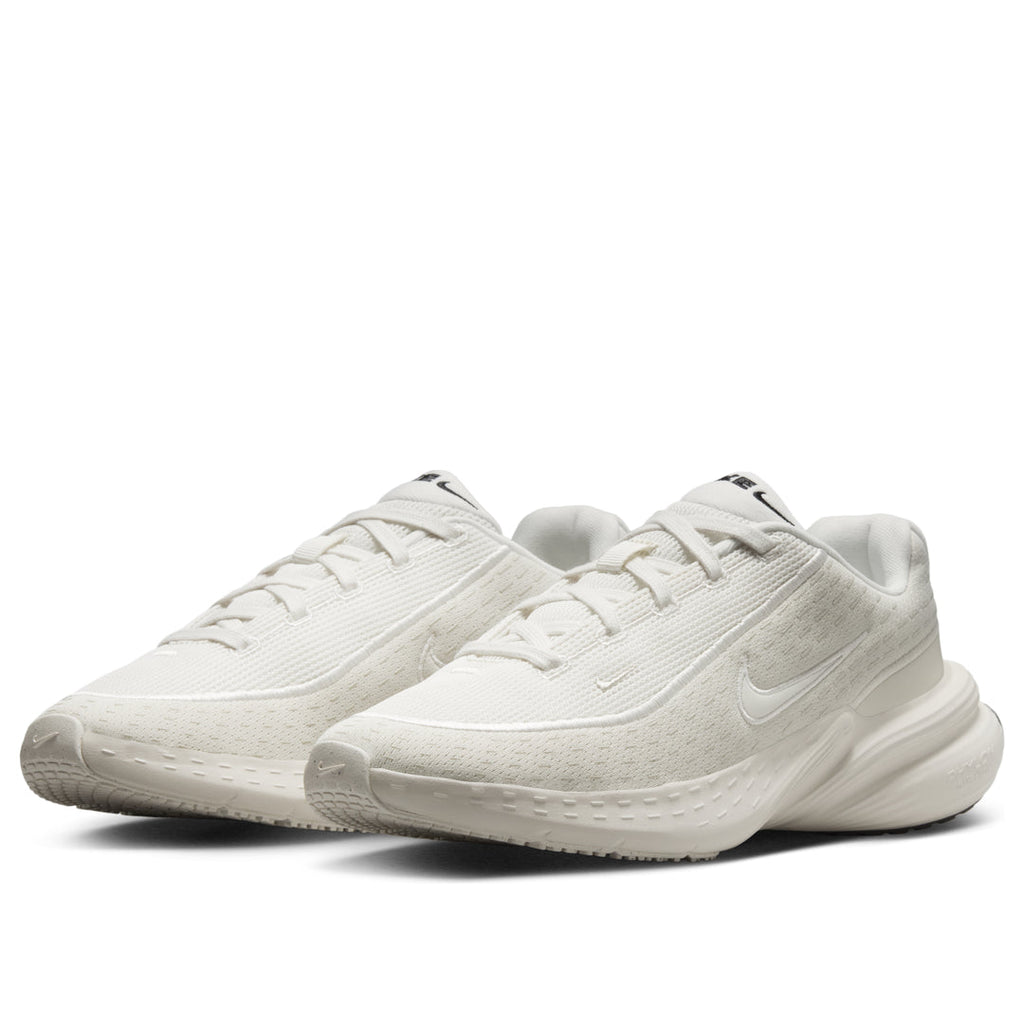 Nike Uplift SC 'Phantom Light Orewood Brown'