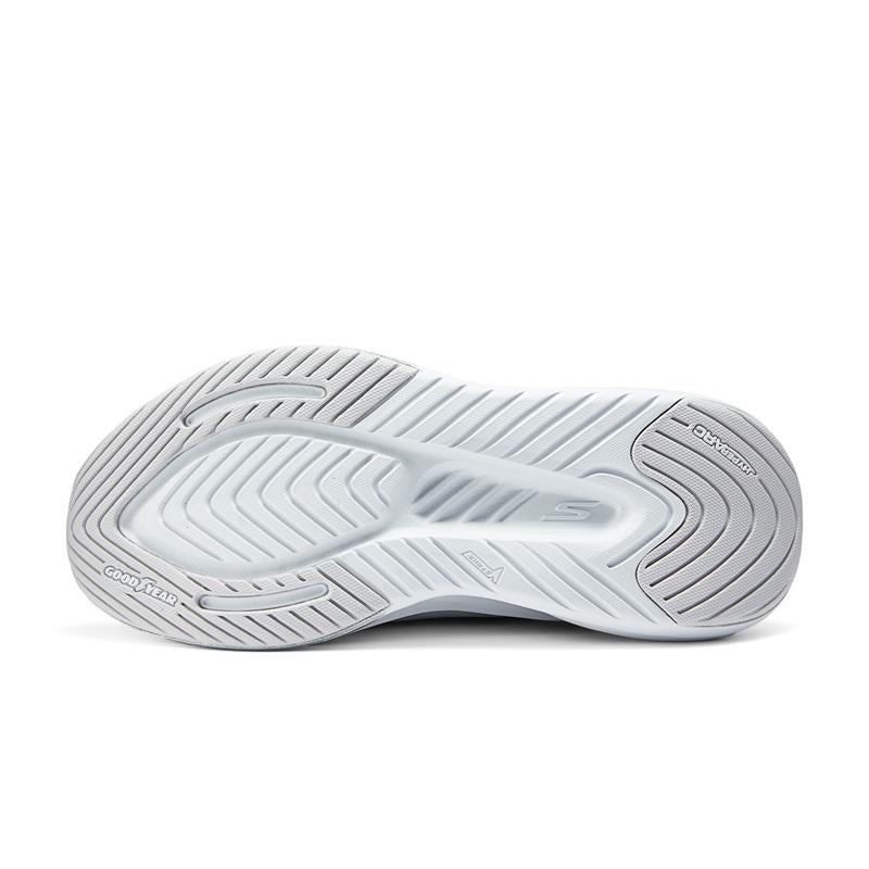 SKECHERS MAX CUSHIONING