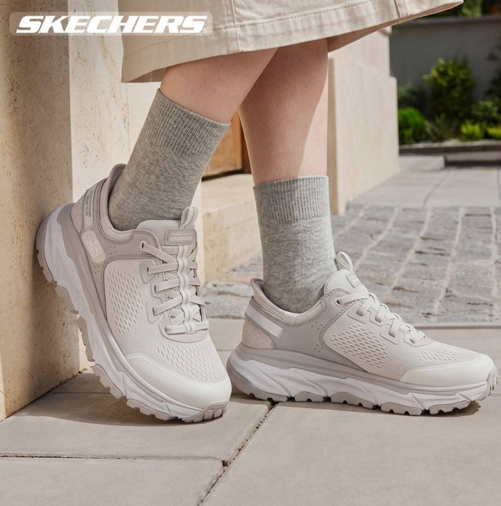 Women's Skechers Slip-Ins: D'Lux Journey - Newaygo